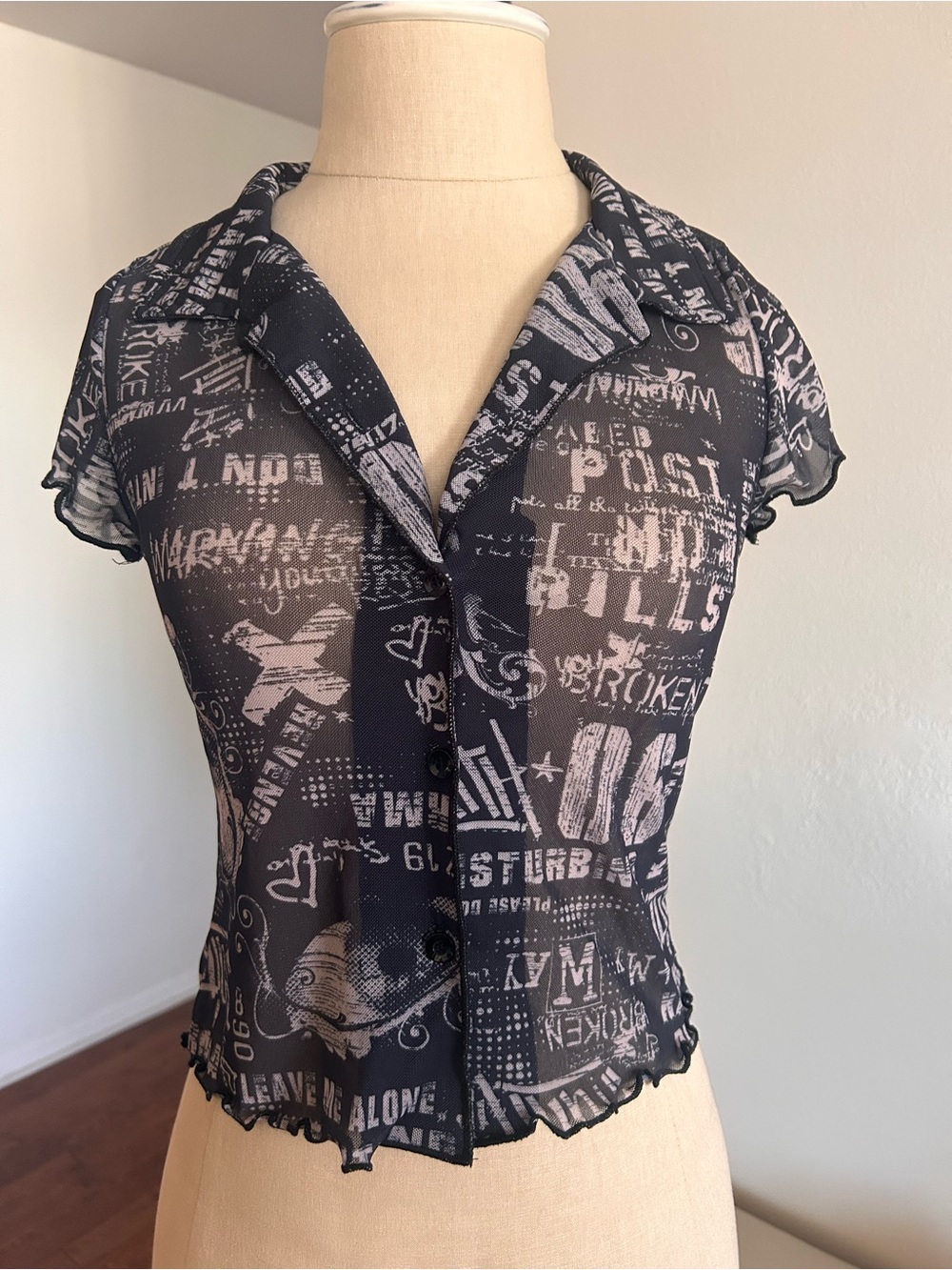 Black Sheer Graphic Print Short Sleeve Blouse